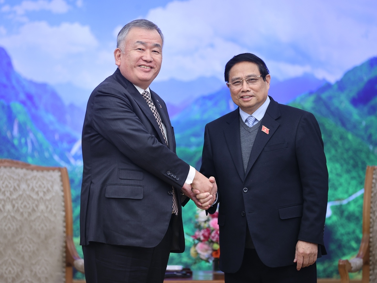 中场